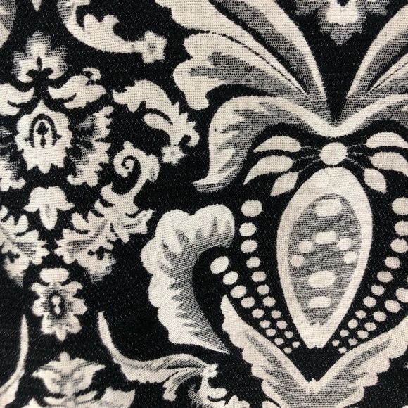 Alice & Olivia Clyde Sleeveless Black & White Damask Shift Mini Dress size 2 - Picture 7 of 15